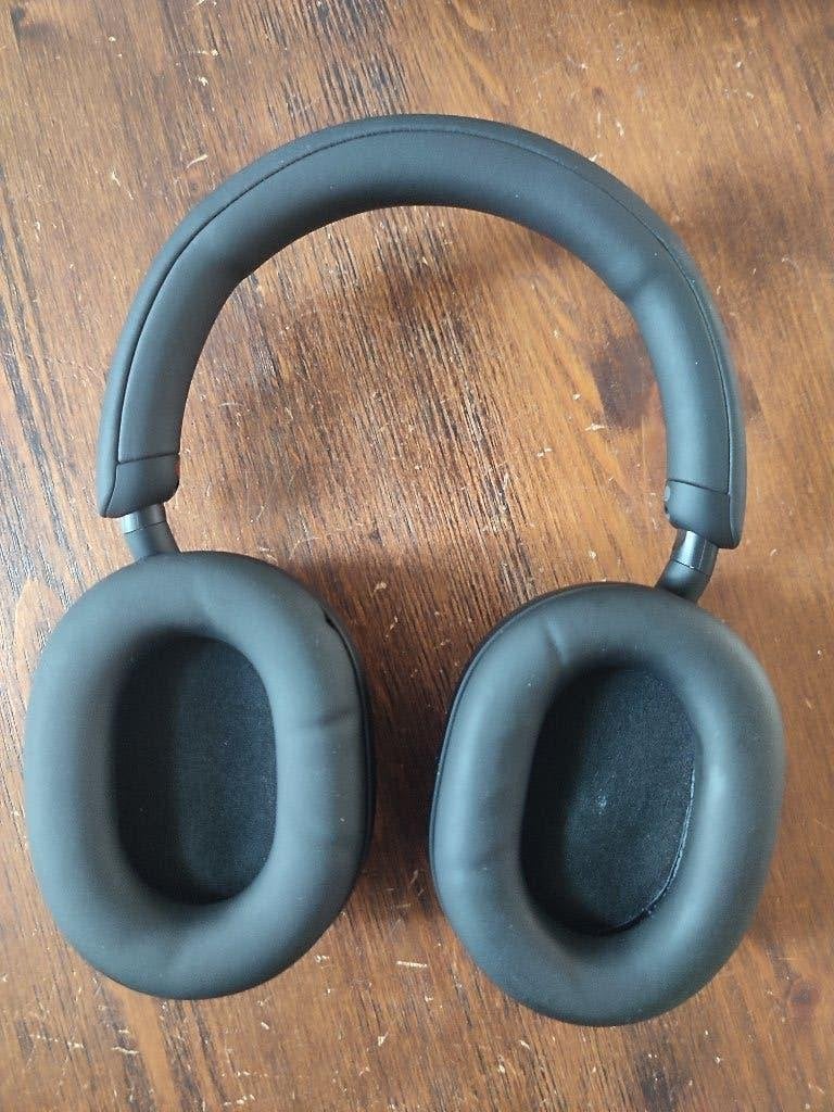 Foto 6 van Sony WH-1000XM5 draadloze noise-cancel. koptelefoon te koop!