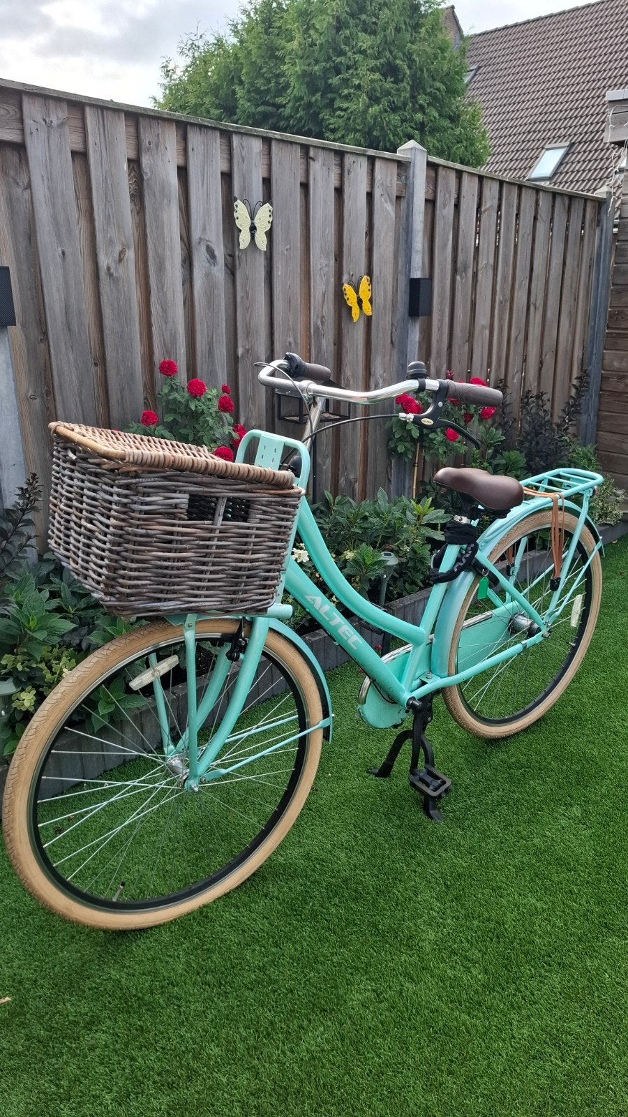 Altec fiets met 3 versnellingen en rieten mand, Versnellingen, Zo goed als nieuw, 50 tot 53 cm, Ophalen