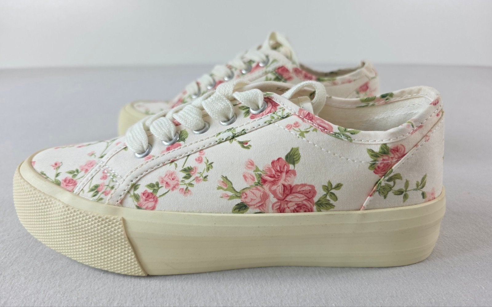 Nieuwe Bodyflirt Plateau Sneakers - Bloemenprint Maat 38, Kleding | Dames, Schoenen, Info@bonprix.nl, Verzenden, Bonprix, Wit
