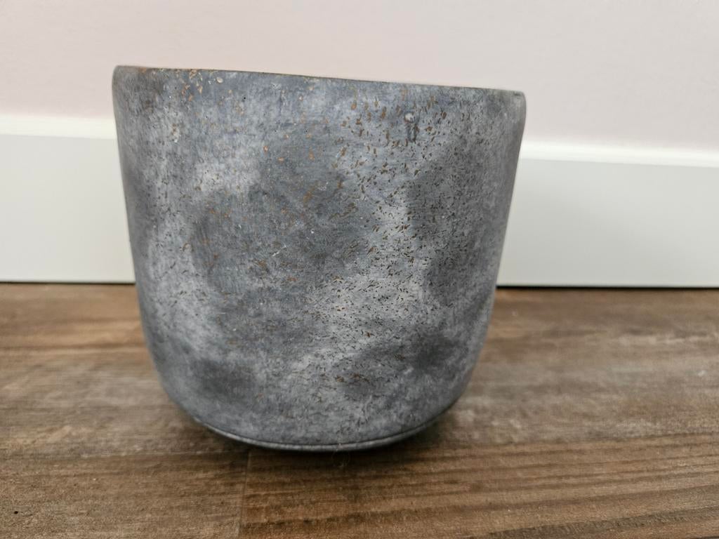 2 - bloempot Saar earth D16H15, Ophalen, Rond, Binnen, Zo goed als nieuw