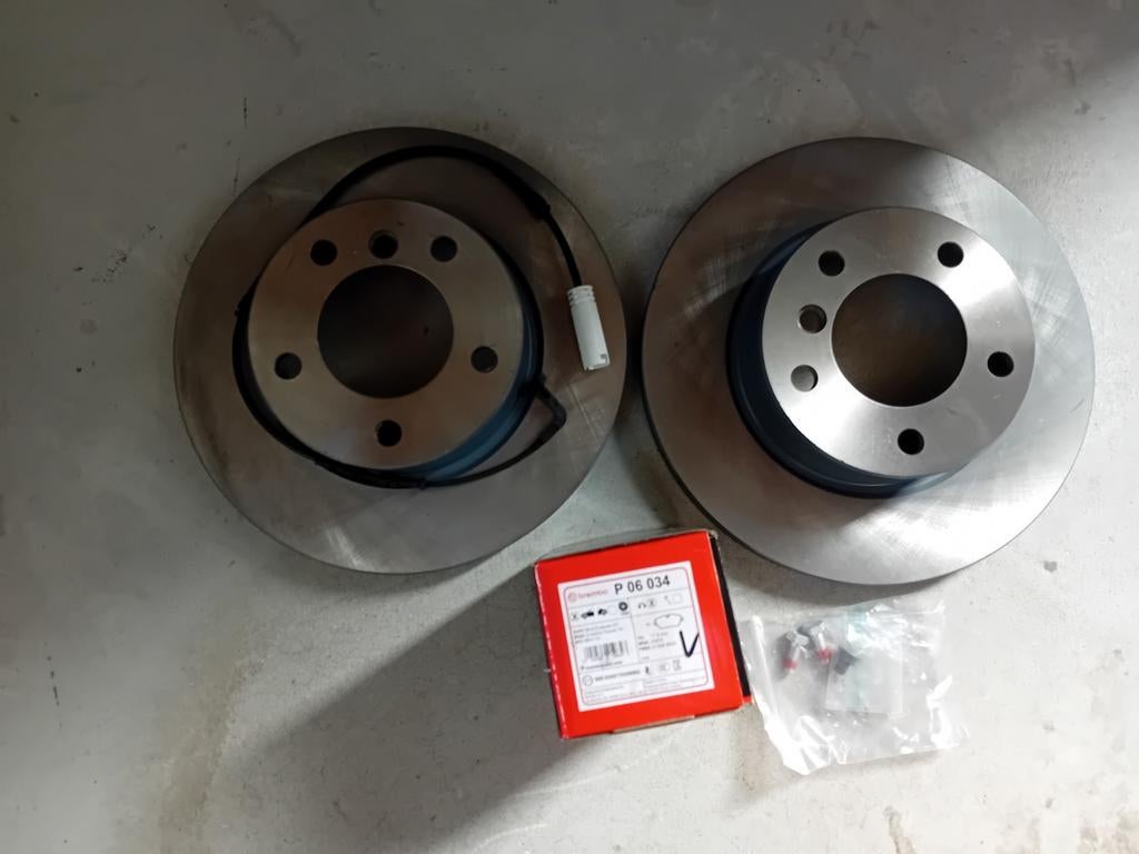 Onderdelen bmw 118i e88, Ophalen of Verzenden, Nieuw, BMW