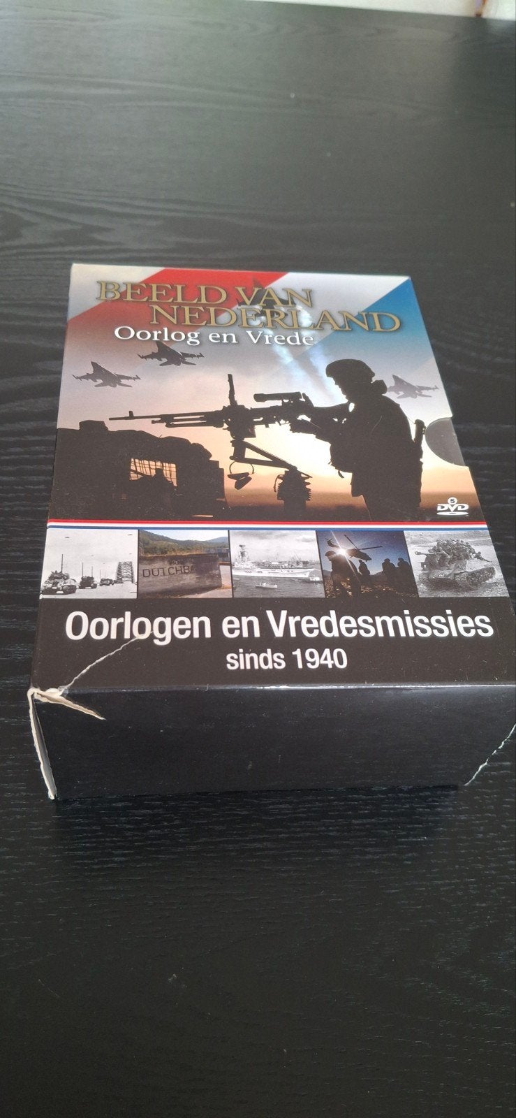 Beeld van Nederland: Oorlog en Vrede (5 DVD's), Gebruikt, Oorlog of Misdaad, Nederlands, Vanaf 12 jaar