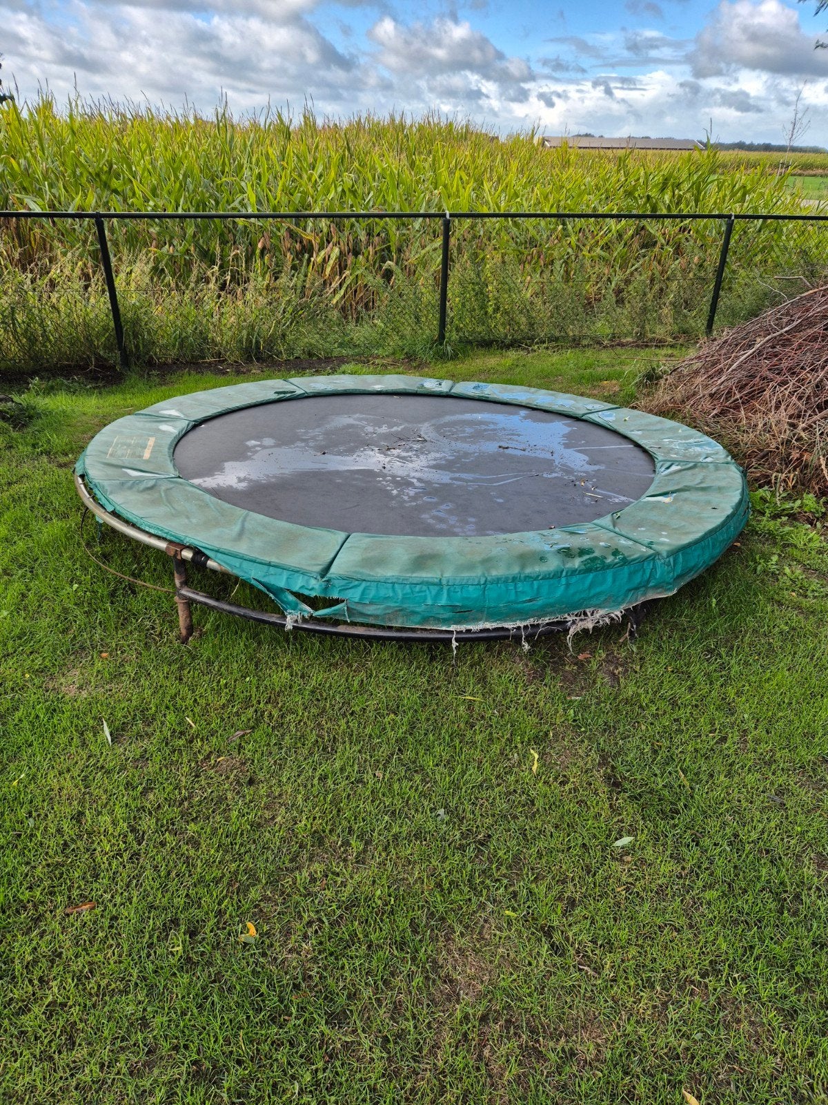 trampoline