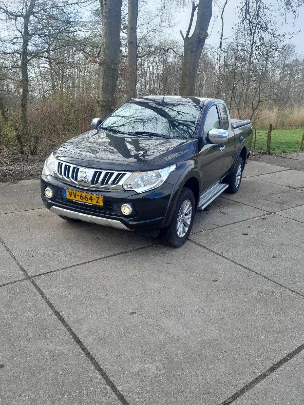 Mitsubishi L200 2016, Auto's, 1800 kg, 181 pk, Origineel Nederlands, Diesel