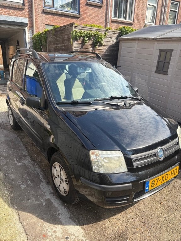 Fiat Panda 1.2 nw koppeling en gereviseerde bak (bj 2007), Voorwielaandrijving, Gebruikt, Zwart, Bedrijf