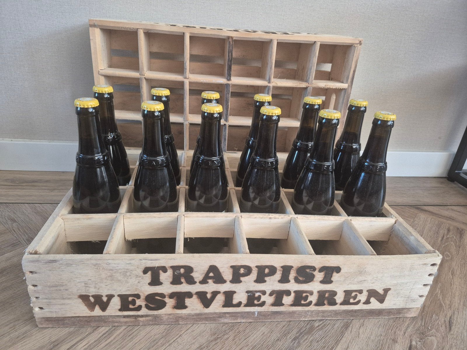 Westvleteren Trappist bier - 12 flesjes en 2 kratten, Ophalen, Zo goed als nieuw
