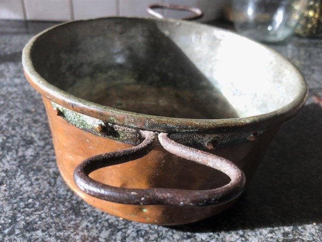 Antiek roodkoperen bakje, Verzenden, Koper