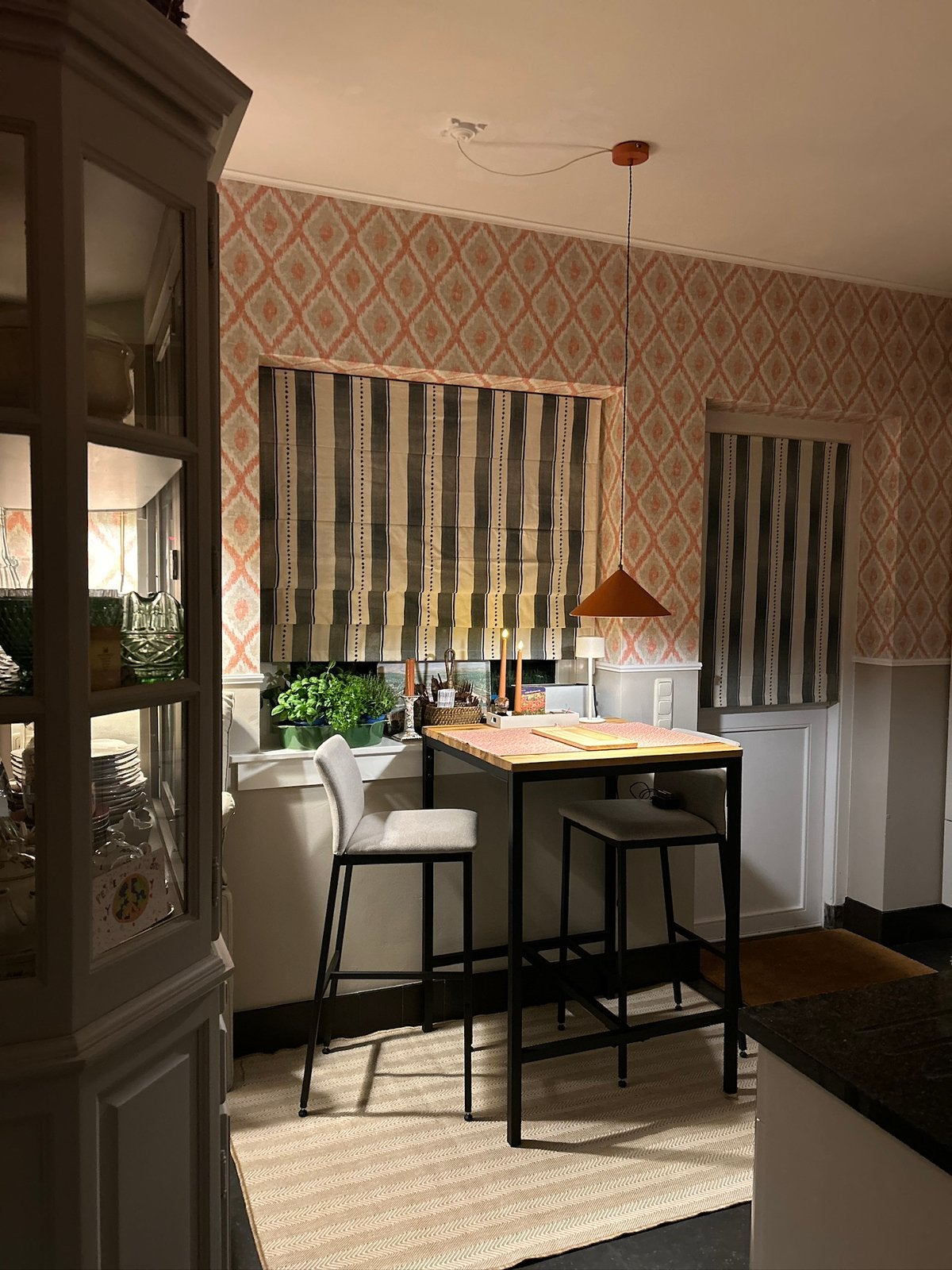 Bartafel met 2 barstoelen, Huis en Inrichting, Ophalen, Zo goed als nieuw