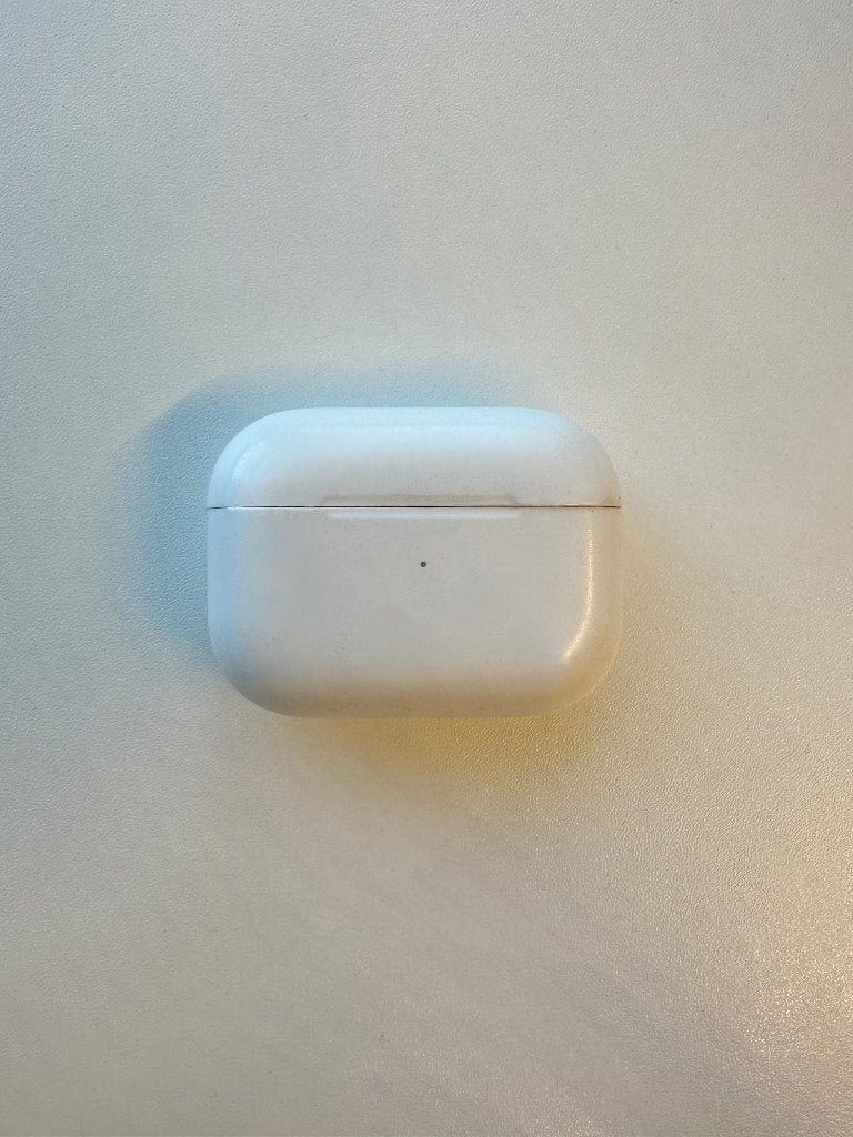 Airpods pro 2 case met linker oortje, Ophalen of Verzenden, Gebruikt
