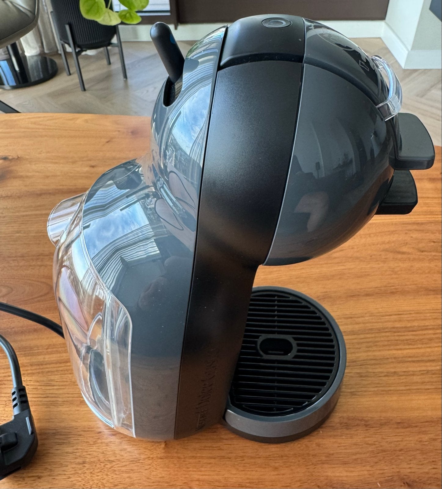 Nescafé Dolce Gusto Mini Me Koffiezetapparaat met cups, Witgoed en Apparatuur, Koffiezetapparaten, Koffiemachine, Ophalen of Verzenden