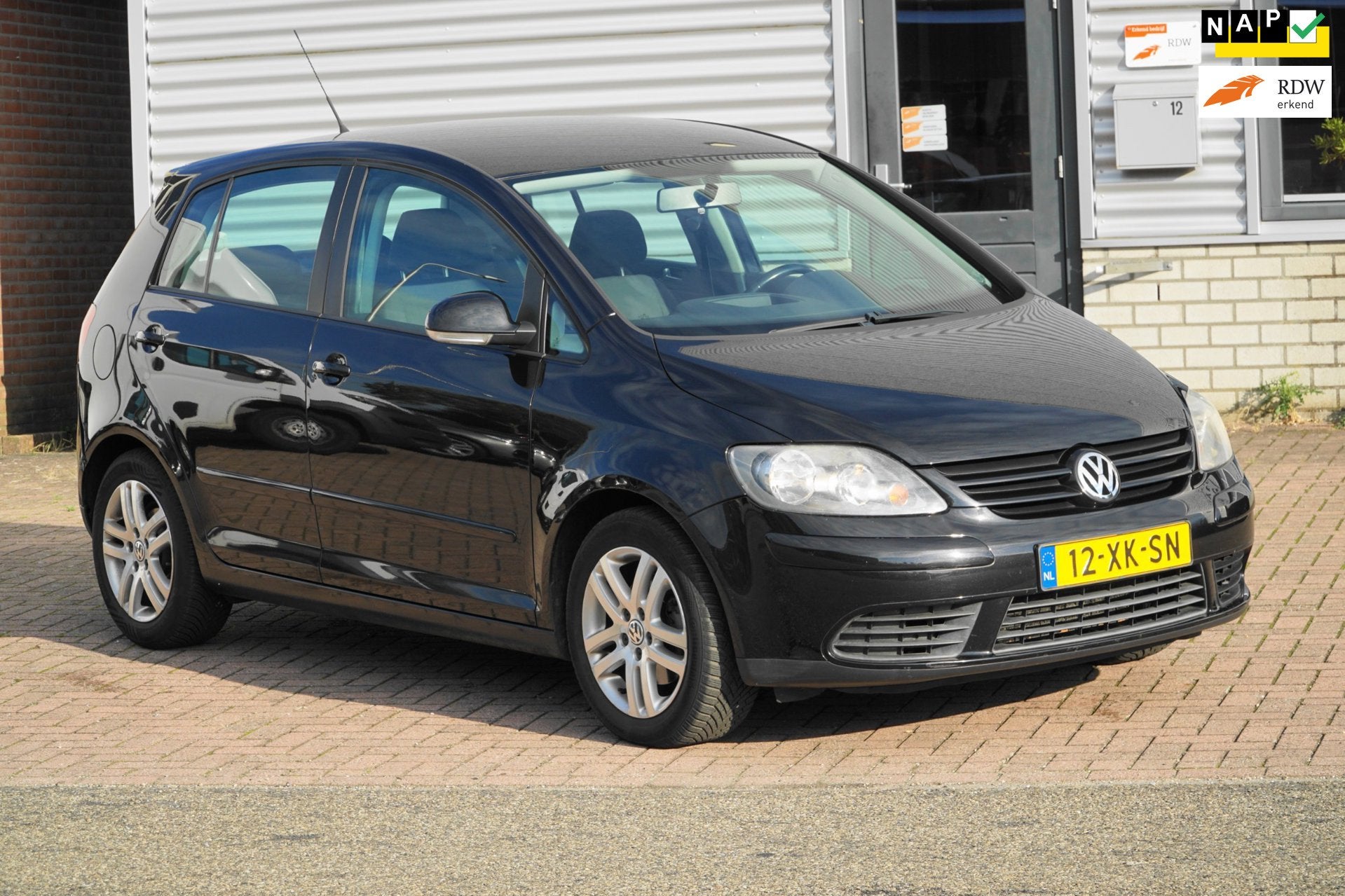 Volkswagen Golf Plus 1.6 FSI Optive 3 TREKHAAK, Auto's, Gebruikt, 4 cilinders, 116 pk, Zwart