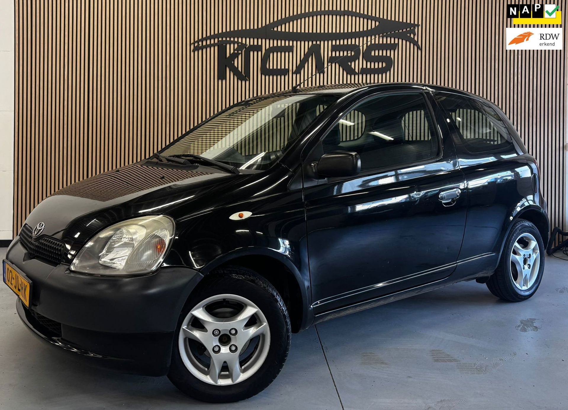 Toyota Yaris 1.0-16V VVT-i YORIN | 14maanden APK bij aflever, Auto's, Toyota, Bedrijf, Te koop, Yaris, Boordcomputer, Metallic lak