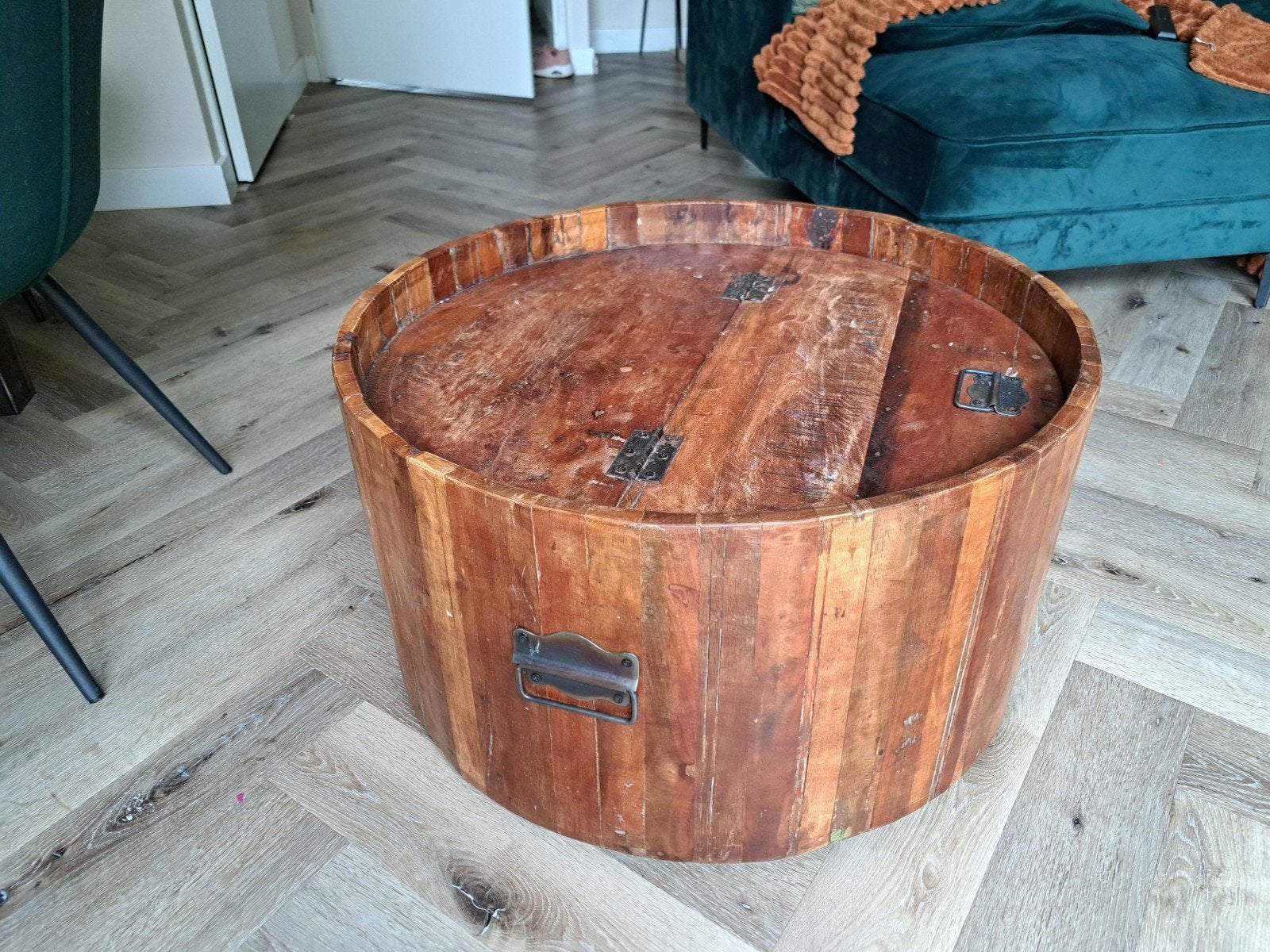 verrijdbare ronde design salon tafel, Ophalen, Zo goed als nieuw
