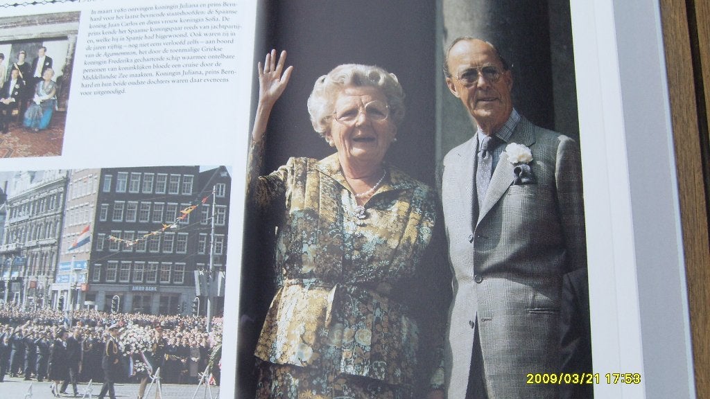diversen boekjes over het koningshuis, Ophalen of Verzenden, Gebruikt, Nederland, Tijdschrift of Boek
