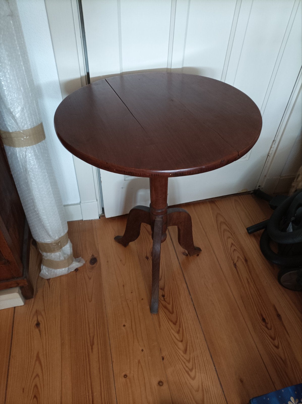 2 fauteuils en een wijn tafeltje, Ophalen