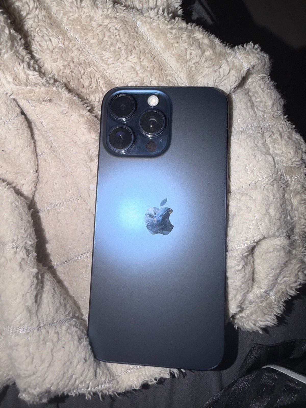 Apple iPhone 15 Pro Max 256GB Blauw Titanium, Blauw, IPhone 15 Pro Max, Zo goed als nieuw, Zonder simlock