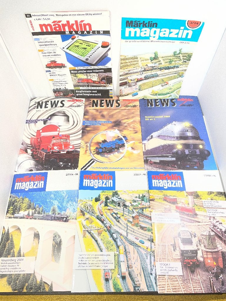 8 Marklin publicaties: 5x Marklin Magazin 3x Marklin Insider, Wisselstroom, Zo goed als nieuw, Märklin, Boek, Tijdschrift of Catalogus