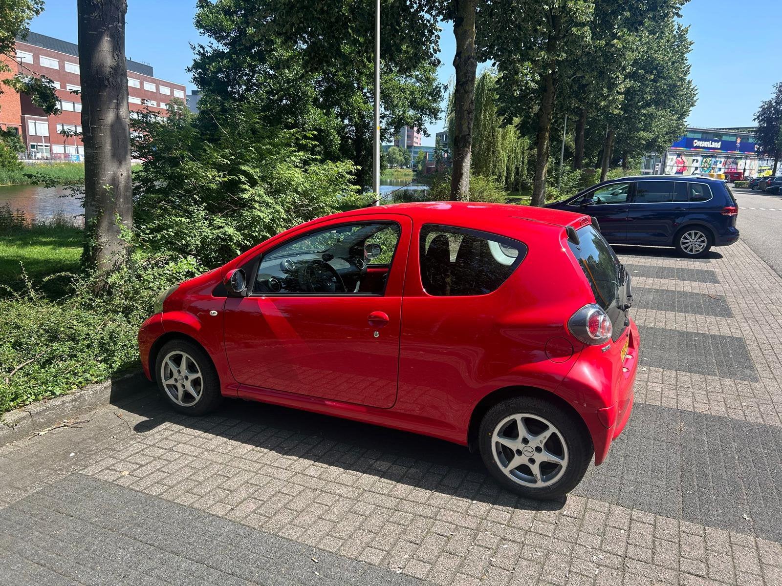 Toyota Aygo 1.0 2009 – APK tot juni 2027, Auto's, Voorwielaandrijving, 4 stoelen, 68 pk, Handgeschakeld