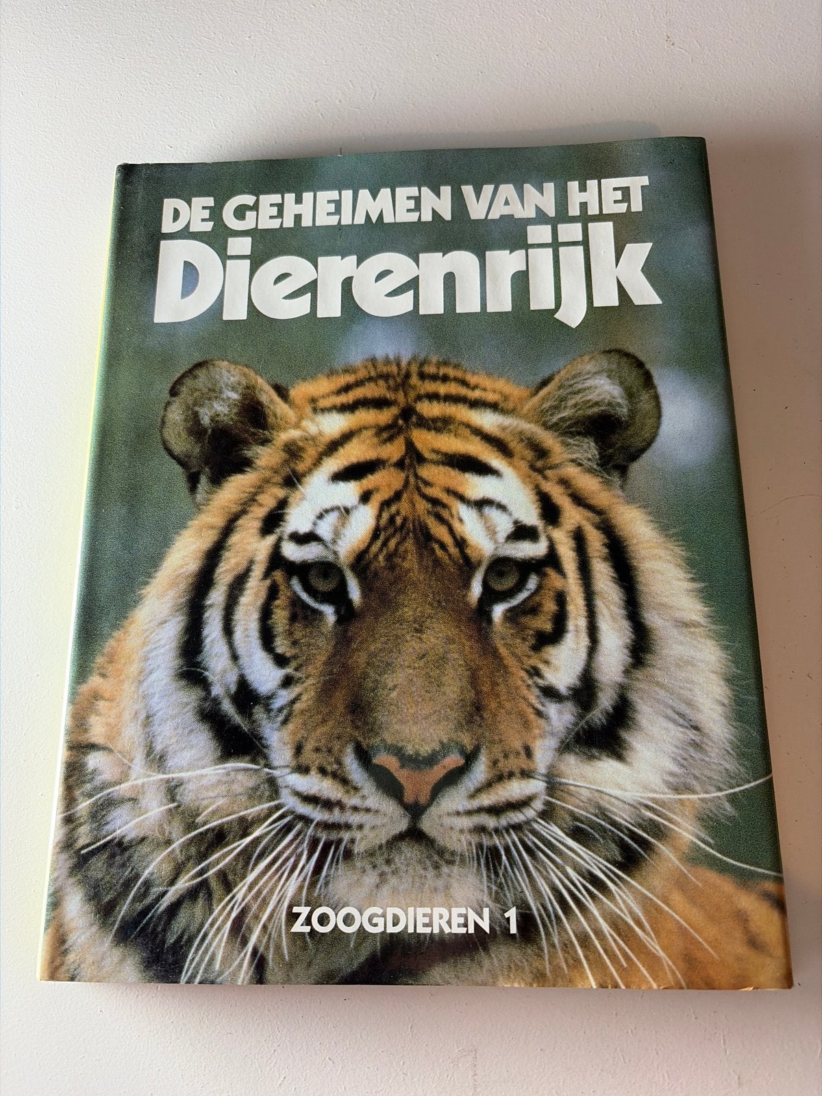 De Geheimen van het Dierenrijk - Zoogdieren 1, Ophalen of Verzenden, Gelezen, Natuur algemeen