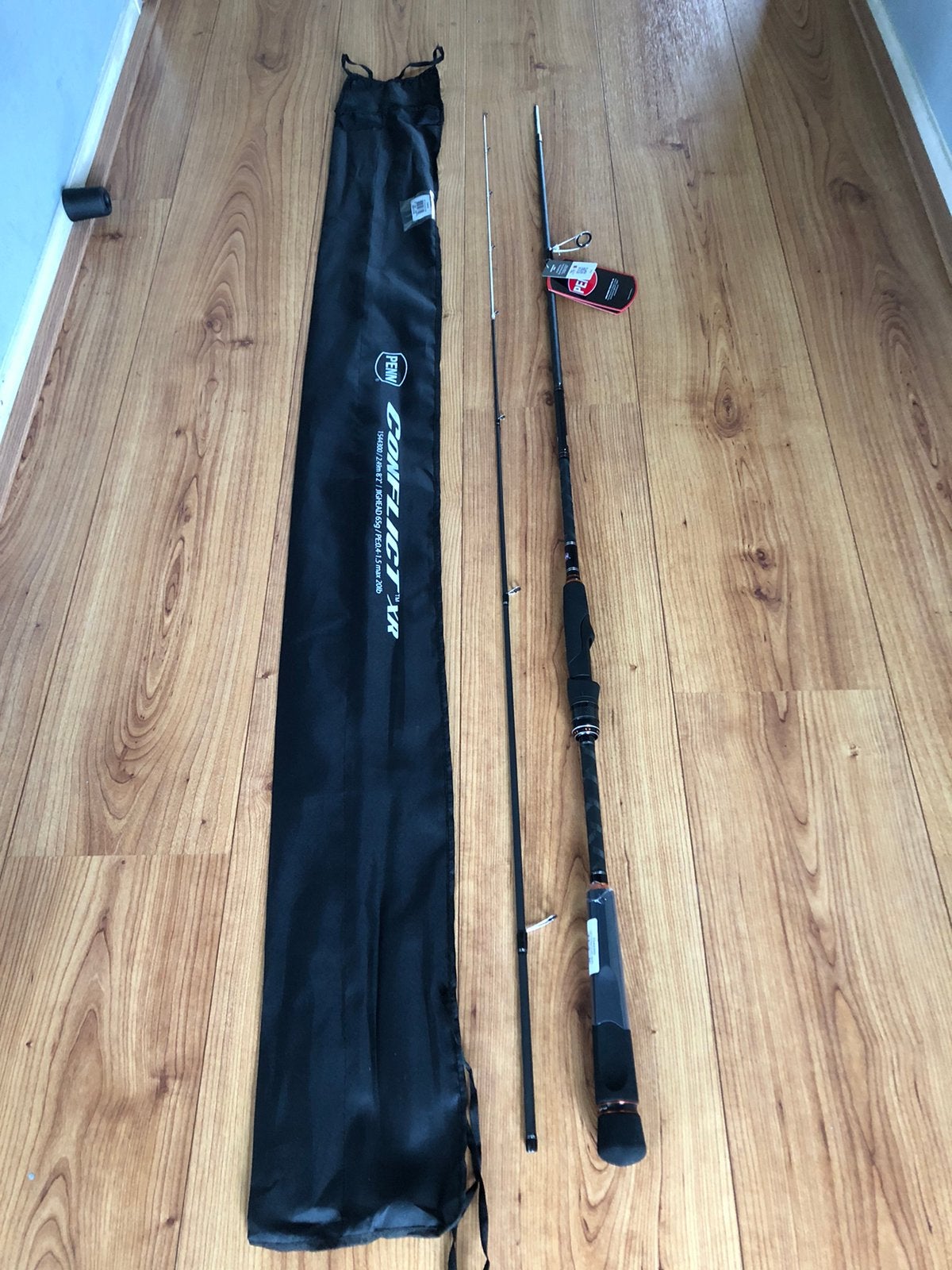 PENN conflict, ZEEBAARS hengel , 2,50m,, cw tot 65gr , NIEUW, Ophalen of Verzenden, Nieuw, Werphengel