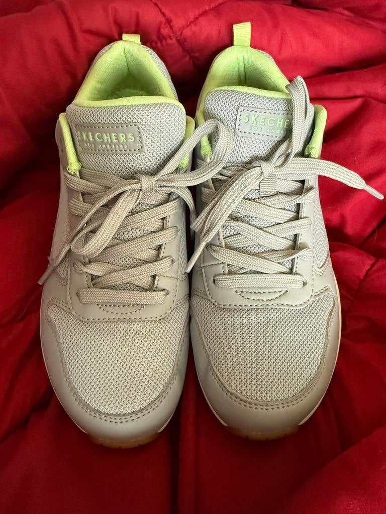 Skechers size 39, grey/lime green, Kleding | Dames, Schoenen, Ophalen of Verzenden, Groen, Sneakers of Gympen, Zo goed als nieuw