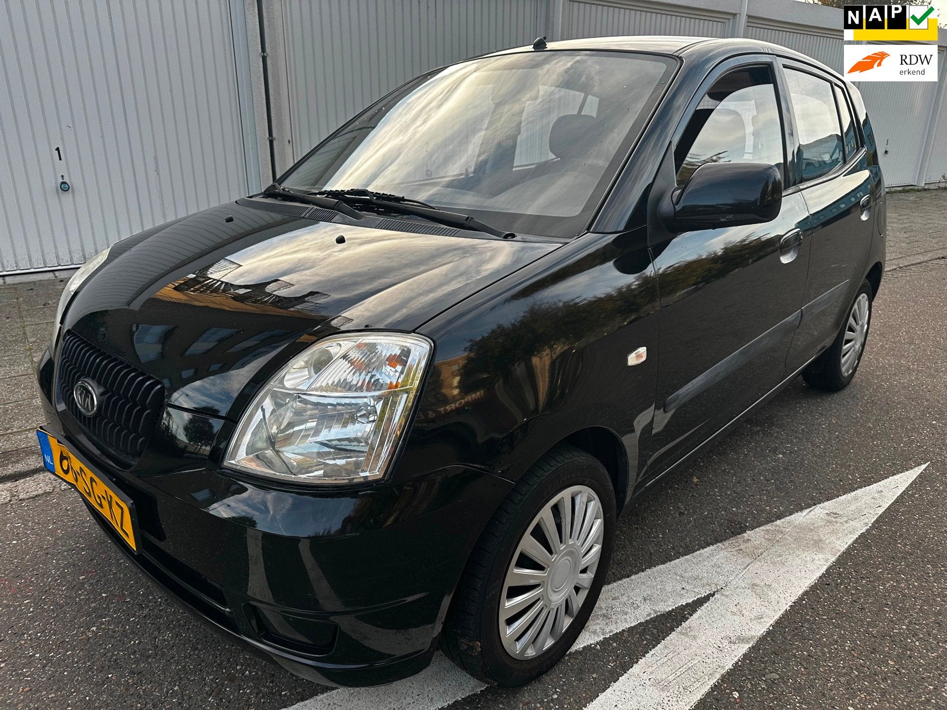 Kia Picanto 1.0 LX, 31 €/maand, 4 cilinders, 400 kg, 61 pk