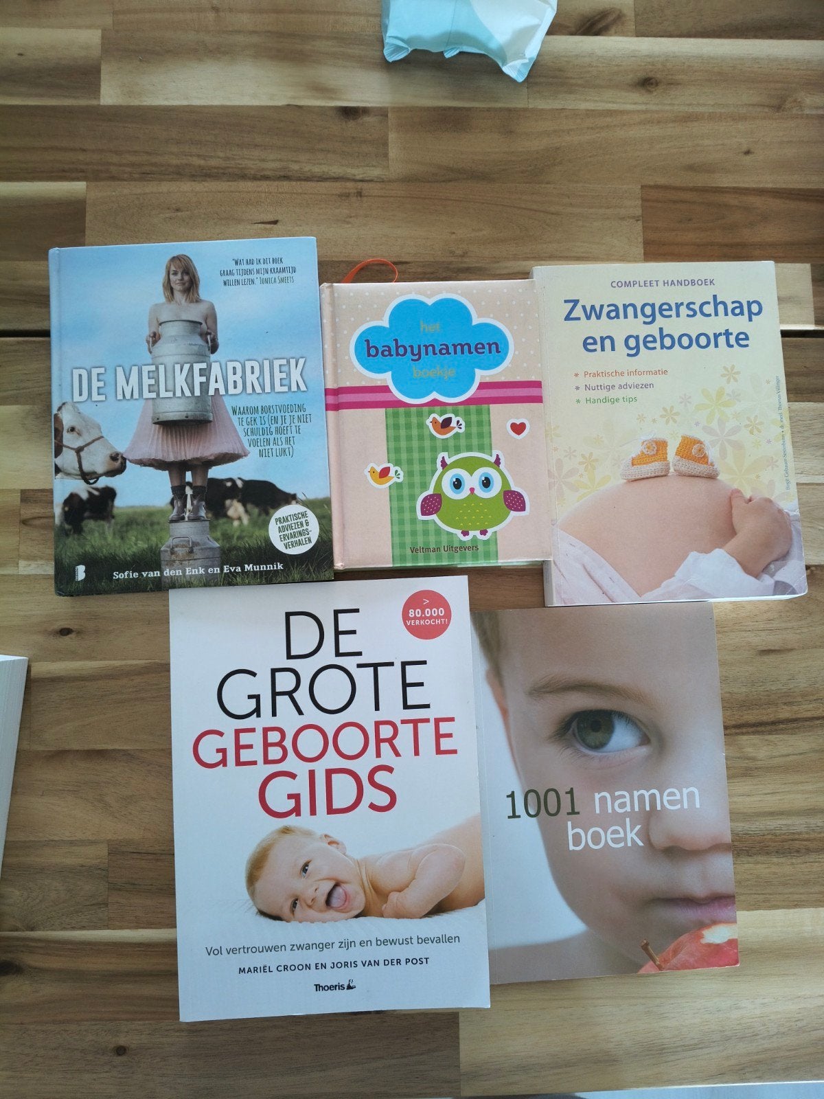 Boekenpakket: Zwangerschap, Geboorte & Babynamen, Ophalen, Gelezen