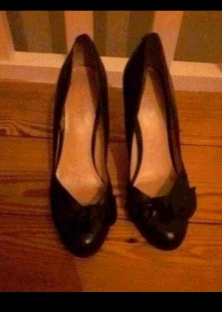 Guess zwarte pumps, Ophalen of Verzenden, Zo goed als nieuw, Zwart