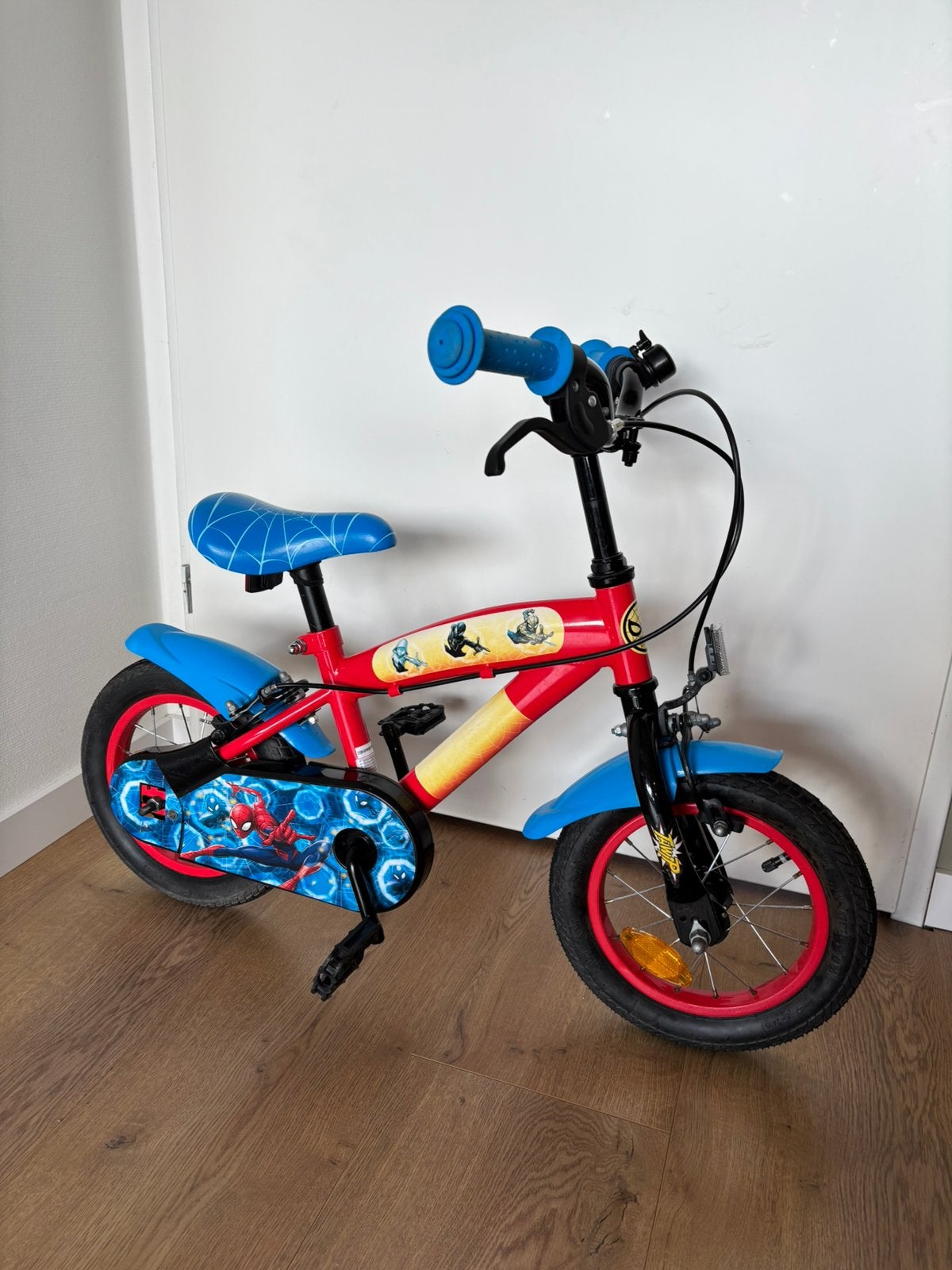 12.Inch Spider-Man Kinderfiets, Ophalen of Verzenden, Zo goed als nieuw, Minder dan 16 inch