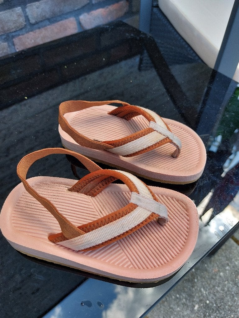 Liewood meisjes Slippers Flip-flops, met hak elastiek, mt 24, Meisje, Overige typen, Ophalen of Verzenden, Zo goed als nieuw