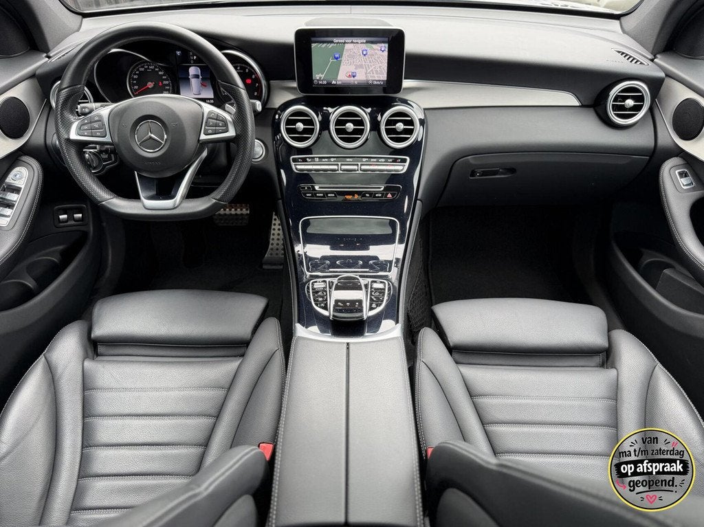 Mercedes GLC-klasse 250 4MATIC Premium 1e eigenaar| Trekhaak, 12 maanden, Zwart, 4 cilinders, Leder