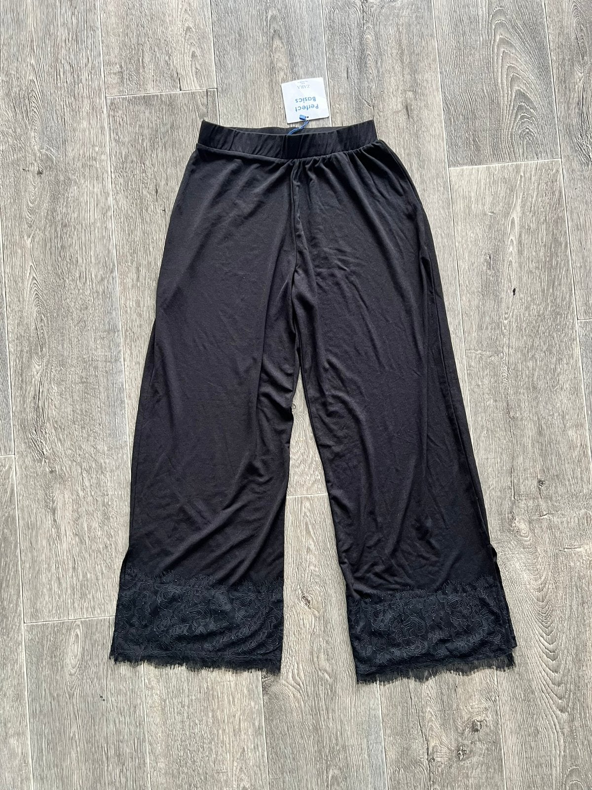 Zara pantalon met kant - maat M, Kleding | Dames, Zwart, Nieuw, Lang, Ophalen