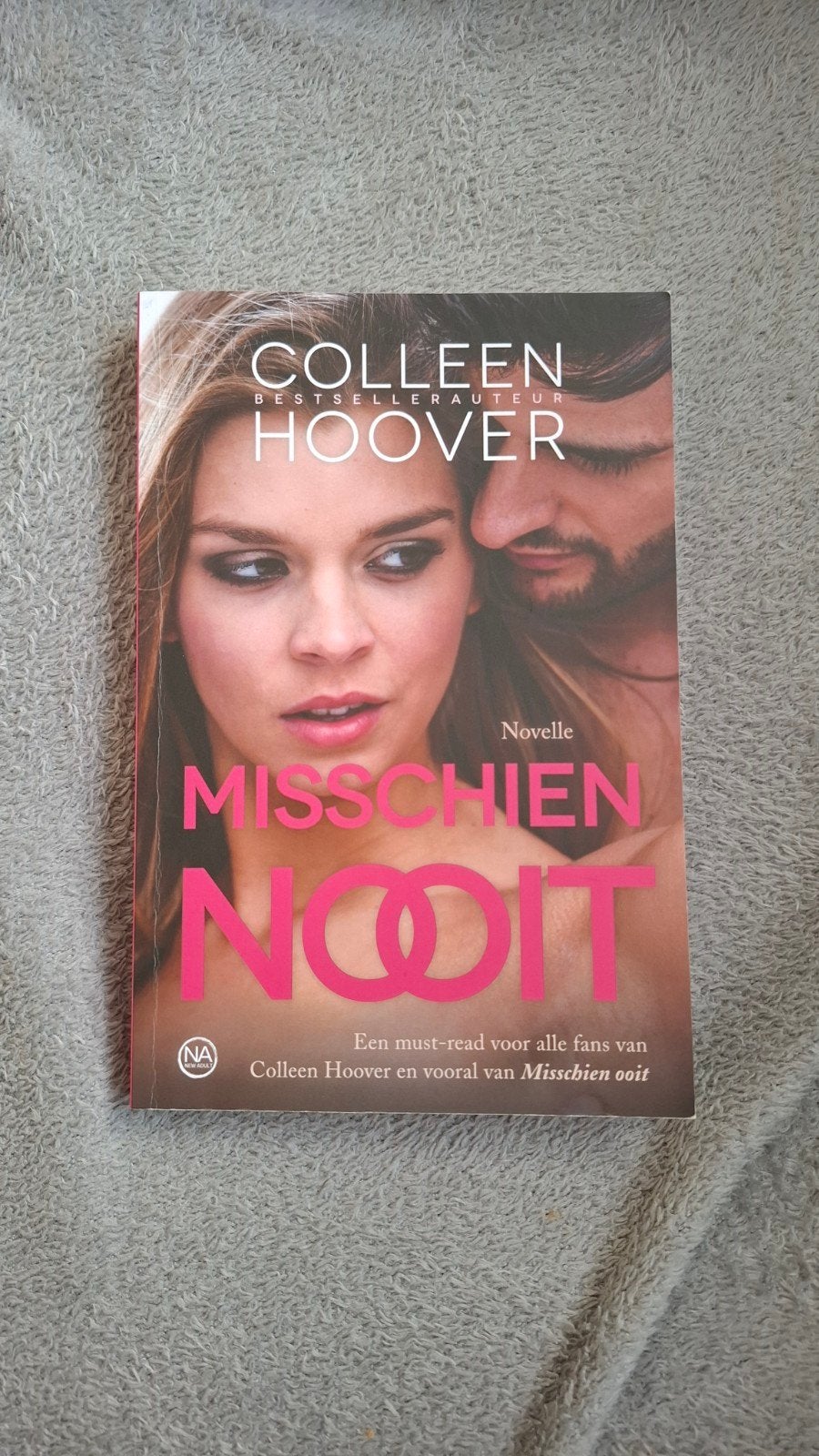 Misschien Nooit - Colleen Hoover Novelle, Boeken, Ophalen of Verzenden, Nieuw, Colleen Hoover, Nederland