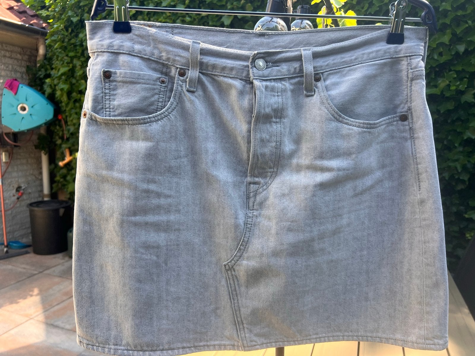 Levi's Premium spijkerrok - Maat 32 (vergelijkbaar met S), Kleding | Dames, Rokken, Maat 42/44 (L), Ophalen of Verzenden, Zo goed als nieuw
