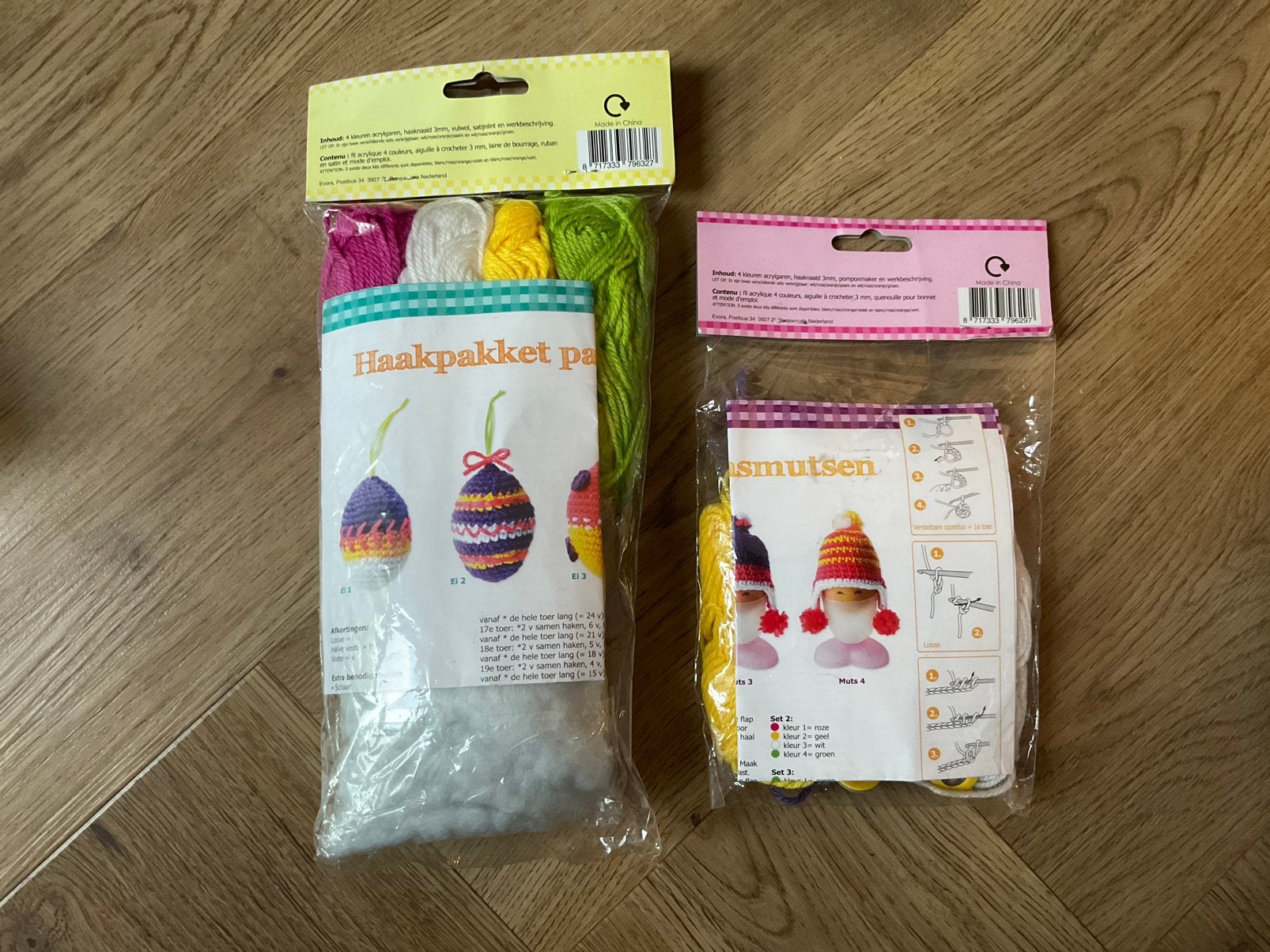 2 nieuwe haakpakketjes voor Pasen, Hobby en Vrije tijd, Ophalen of Verzenden, Nieuw, Haken, Overige typen