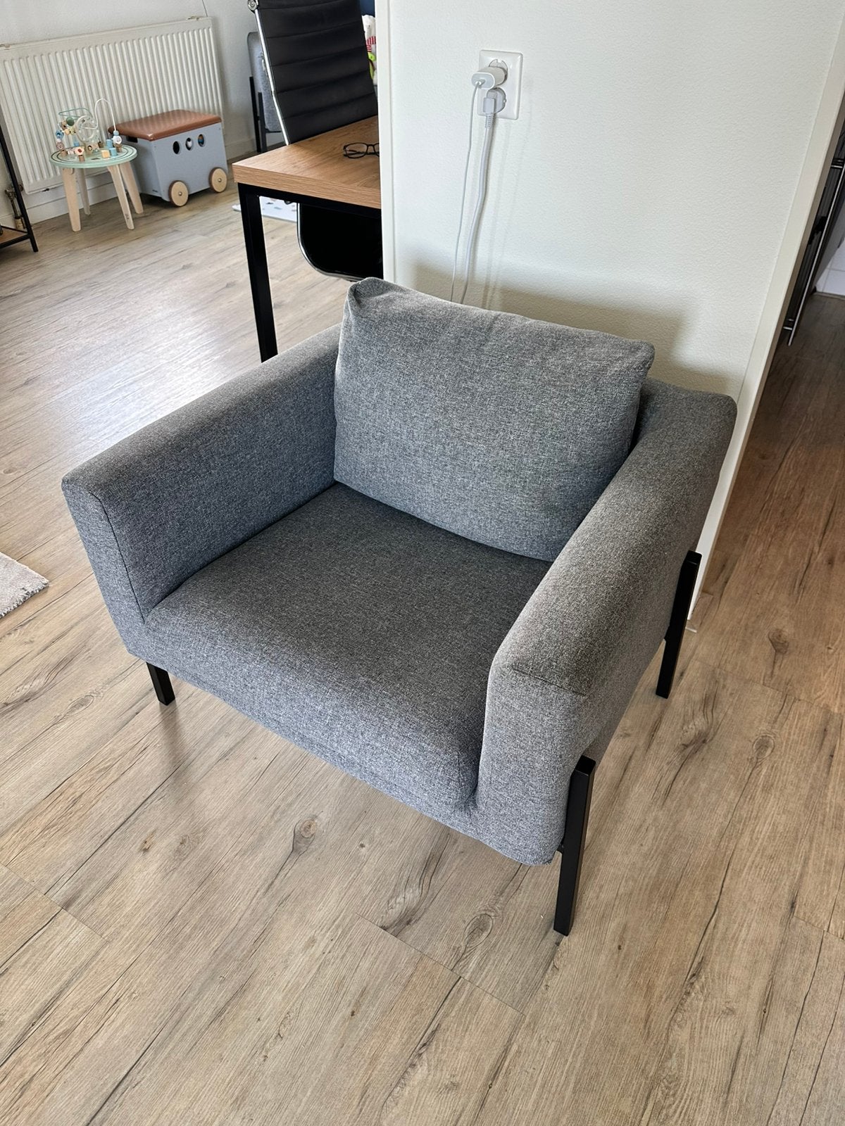 Ikea Koarp Fauteuil (1 of 2) - zo goed als nieuw, Ophalen of Verzenden, Zo goed als nieuw, 75 tot 100 cm, 50 tot 75 cm