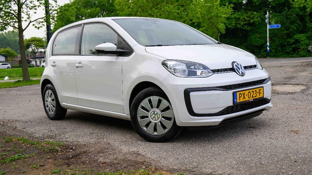 Volkswagen Up! – 5-deurs 2017 Zuinig & betrouwbaar| BTW auto, Auto's, Volkswagen, Voorwielaandrijving, Stof, 4 stoelen, Wit
