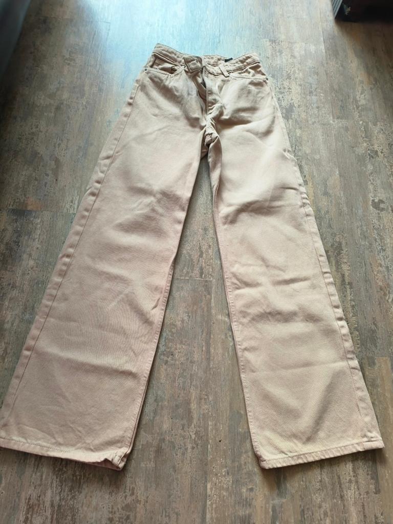 Bershka 26, Kleding | Dames, Spijkerbroeken en Jeans, Ophalen of Verzenden, Zo goed als nieuw, Blauw, W27 (confectie 34) of kleiner