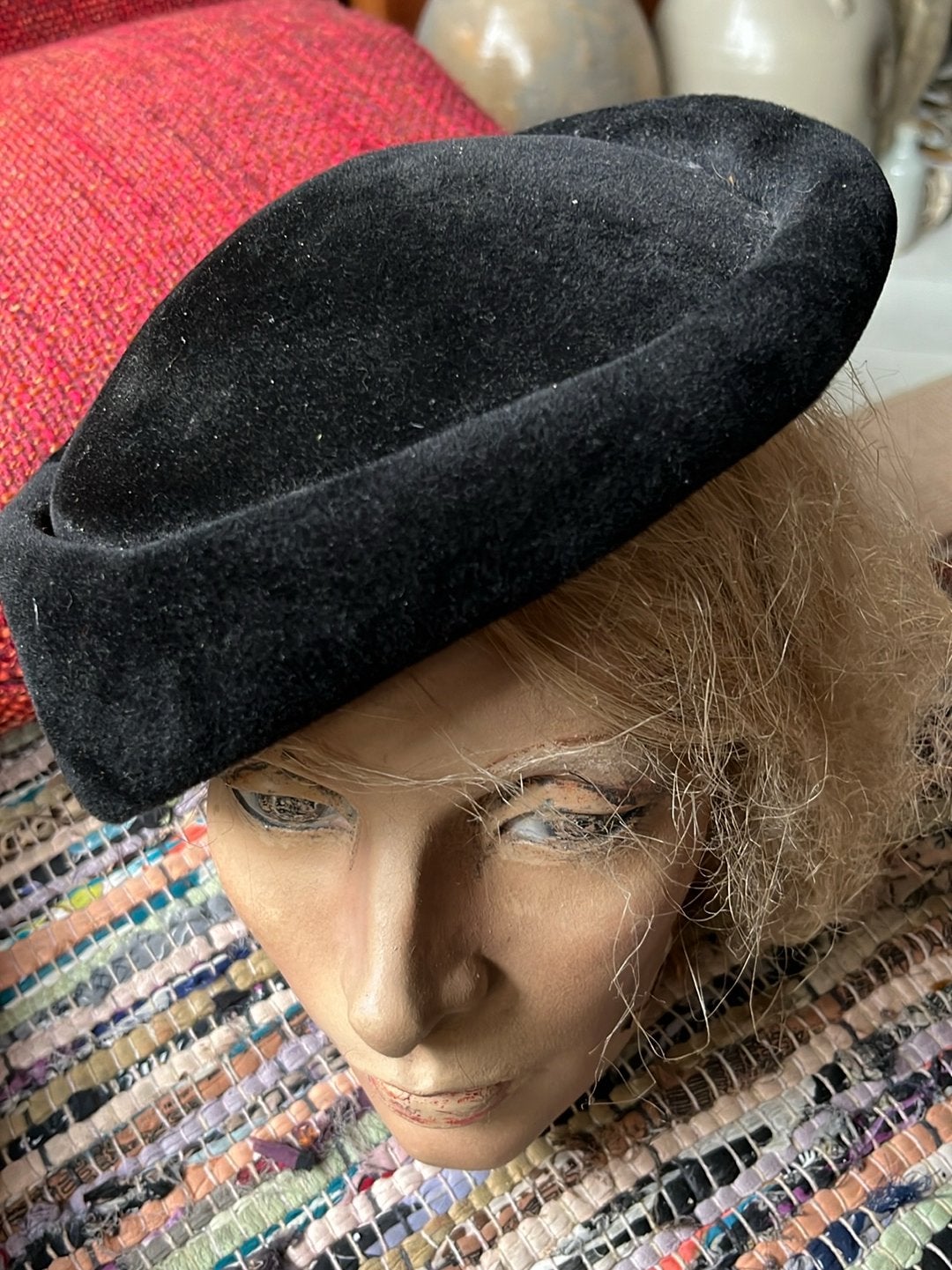 Antiek Sleets Etalagehoofd van Papier-Maché met Hoedje, Ophalen of Verzenden