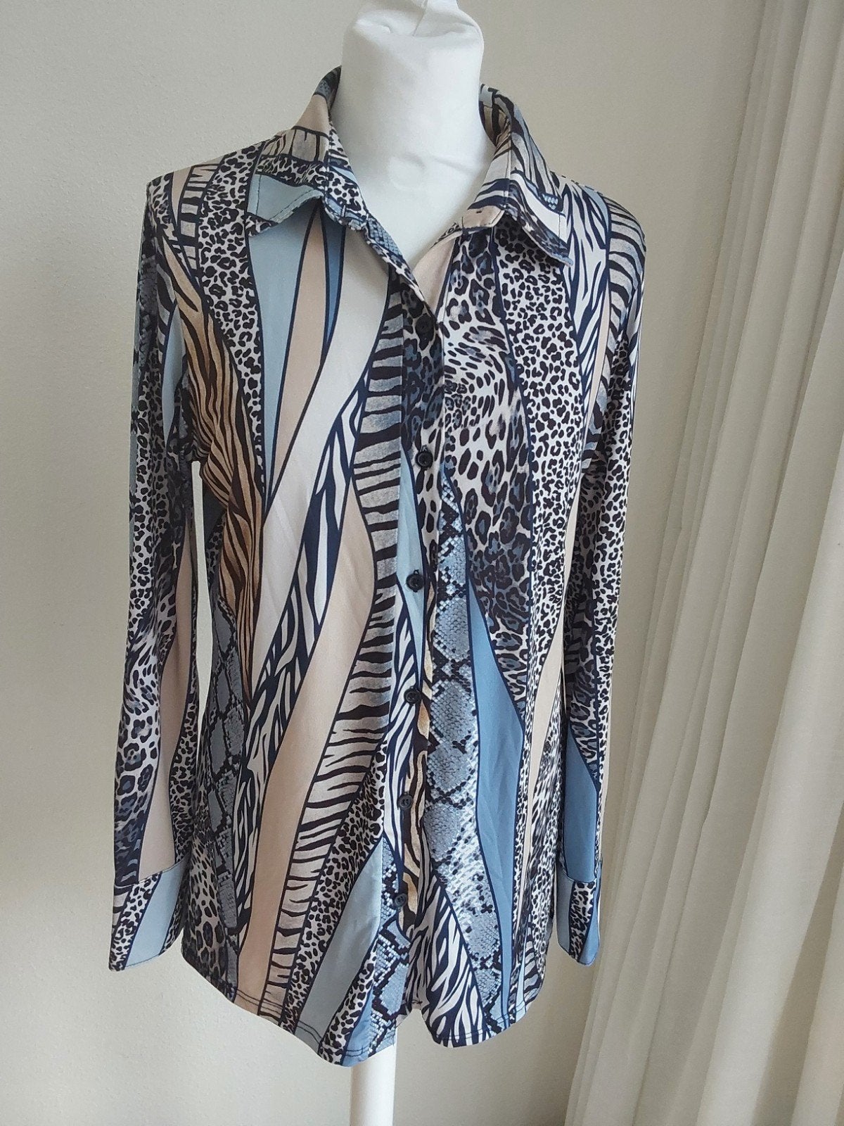Prachtige blouse van Iz Naiz maat M, okselmaat 51cm, Iz Naiz, Verzenden, Zo goed als nieuw, Maat 38/40 (M)