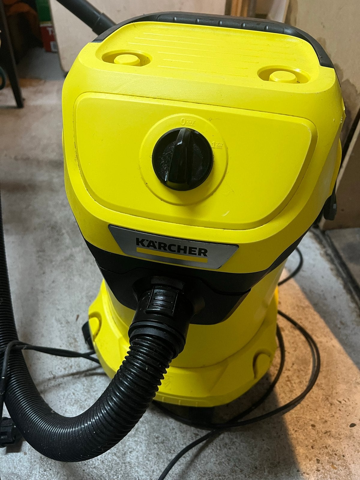 Kärcher nat- en droogzuiger WD 3 - Zo goed als nieuw, Inclusief accessoires, Kärcher, Ophalen of Verzenden, Zo goed als nieuw