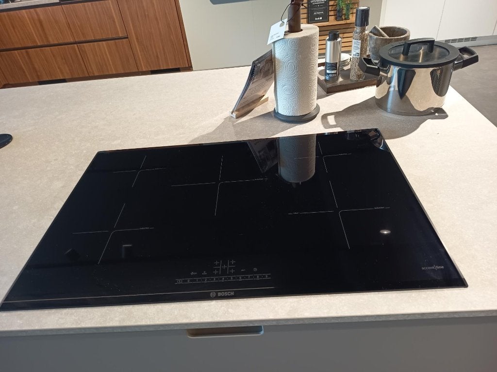 Keukeneiland By KVIK®, Ophalen, 75 cm of meer, Beige, Zo goed als nieuw