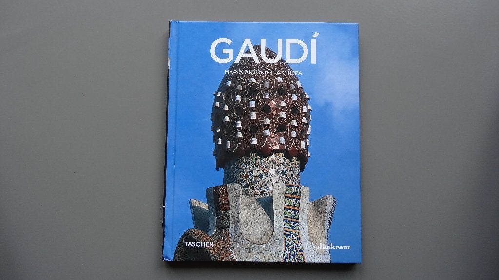 boek Gaudi architect ISBN 9789461060273 Taschen zgan, Boeken, Ophalen of Verzenden, Zo goed als nieuw, Architecten