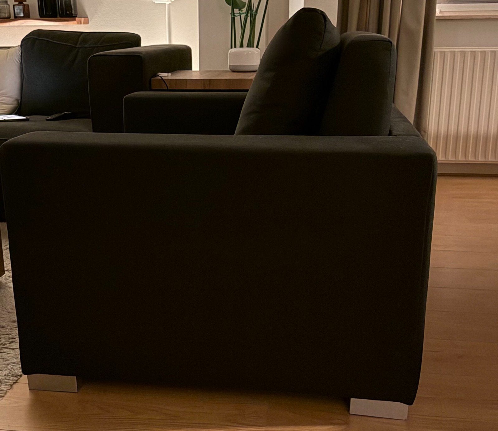 Zit slaap fauteuil, Ophalen, Straks desgin, kubus vorm, 75 tot 100 cm, Zo goed als nieuw