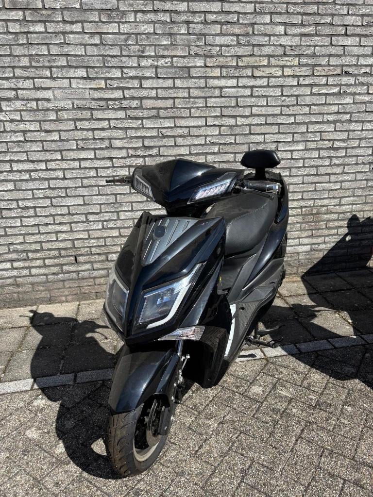 5x Sunra Hawk E-Scooter Partij Nieuw Ongebruikt Onderdelen, Fietsen en Brommers, Scooters | Overige merken, Sunra, Maximaal 45 km/u