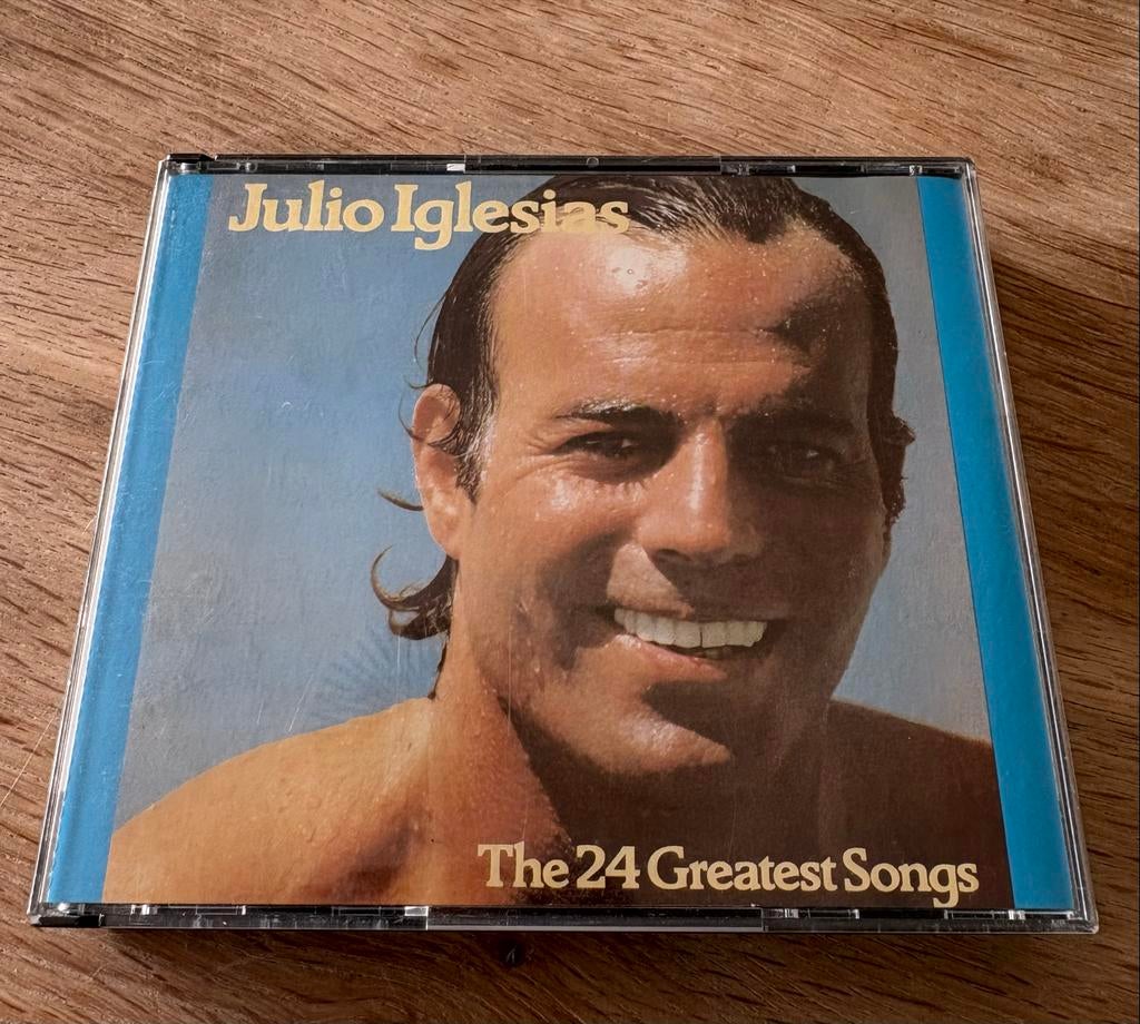 Julio Iglesias The 24 Greatest Songs (2CD), Cd's en Dvd's, Ophalen of Verzenden, Zo goed als nieuw, Boxset