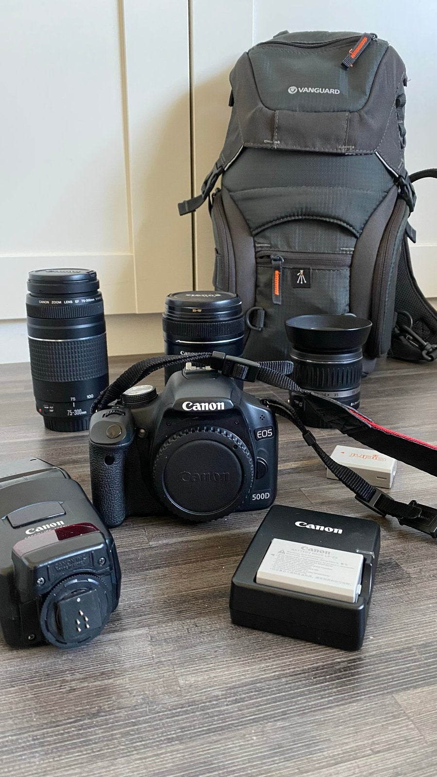Complete set: Canon EOS 500D + 3 lenzen + rugtas + batterij, Ophalen, Gebruikt, Spiegelreflex, Canon