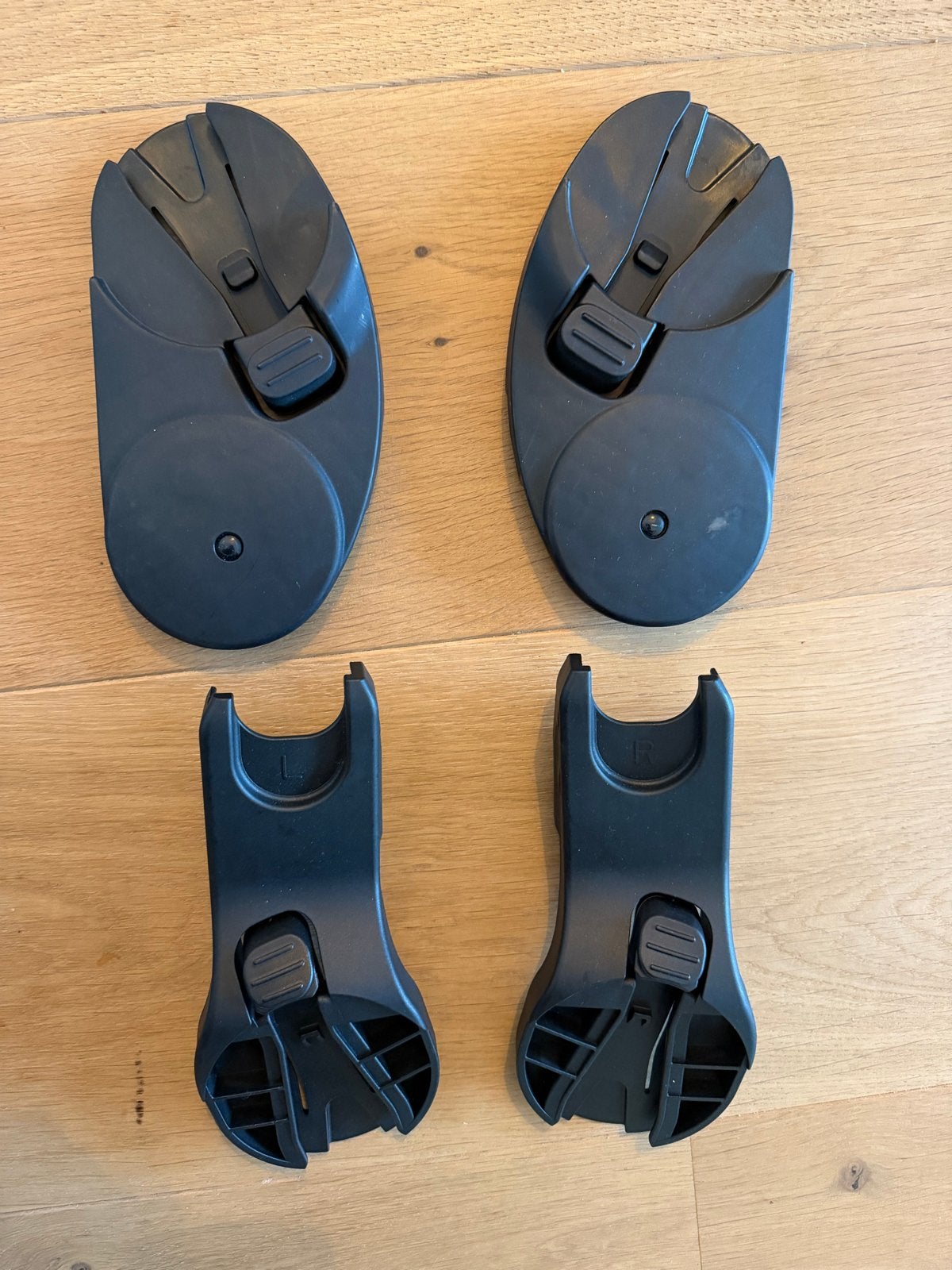 Easywalker adapters voor kinderwagen. GRATIS, Zo goed als nieuw, Met autostoeltje, Ophalen, Kinderwagen