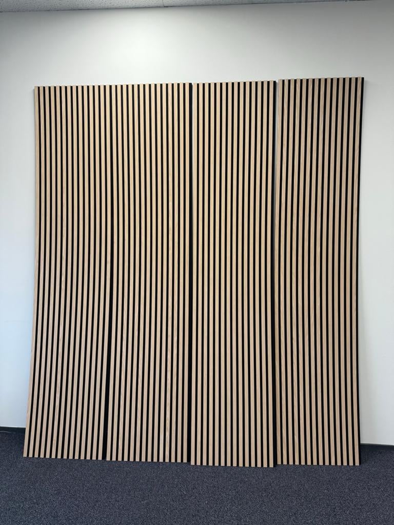 4x Akoestische wandpanelen ‘Walnut’ 260x56 cm - Nieuwstaat, Ophalen, Zo goed als nieuw