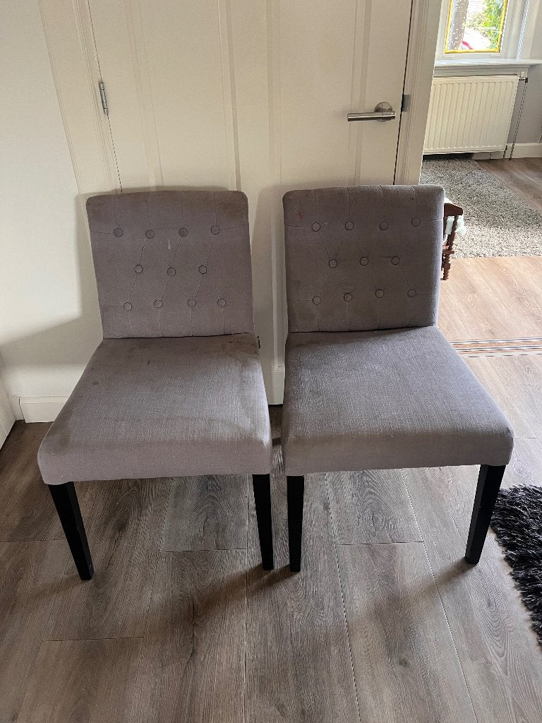 2 gratis stoelen, Ophalen of Verzenden, Gebruikt, Grijs, Twee